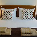 Villa Casa Amarela - O Seu Oasis Na Floresta