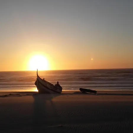 Casa Amarela - O Seu Oasis Na Floresta 빌라 *