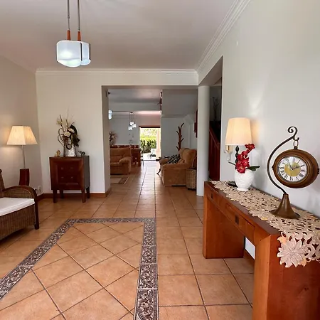 Casa Amarela - O Seu Oasis Na Floresta 빌라 프라이아 데 미라