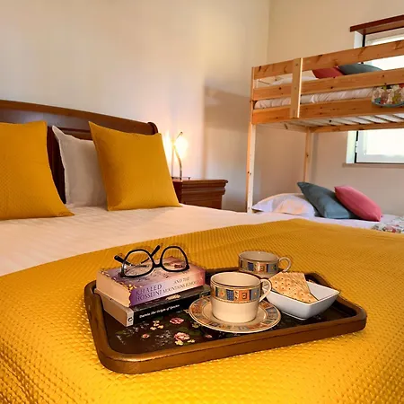 Casa Amarela - O Seu Oasis Na Floresta 빌라